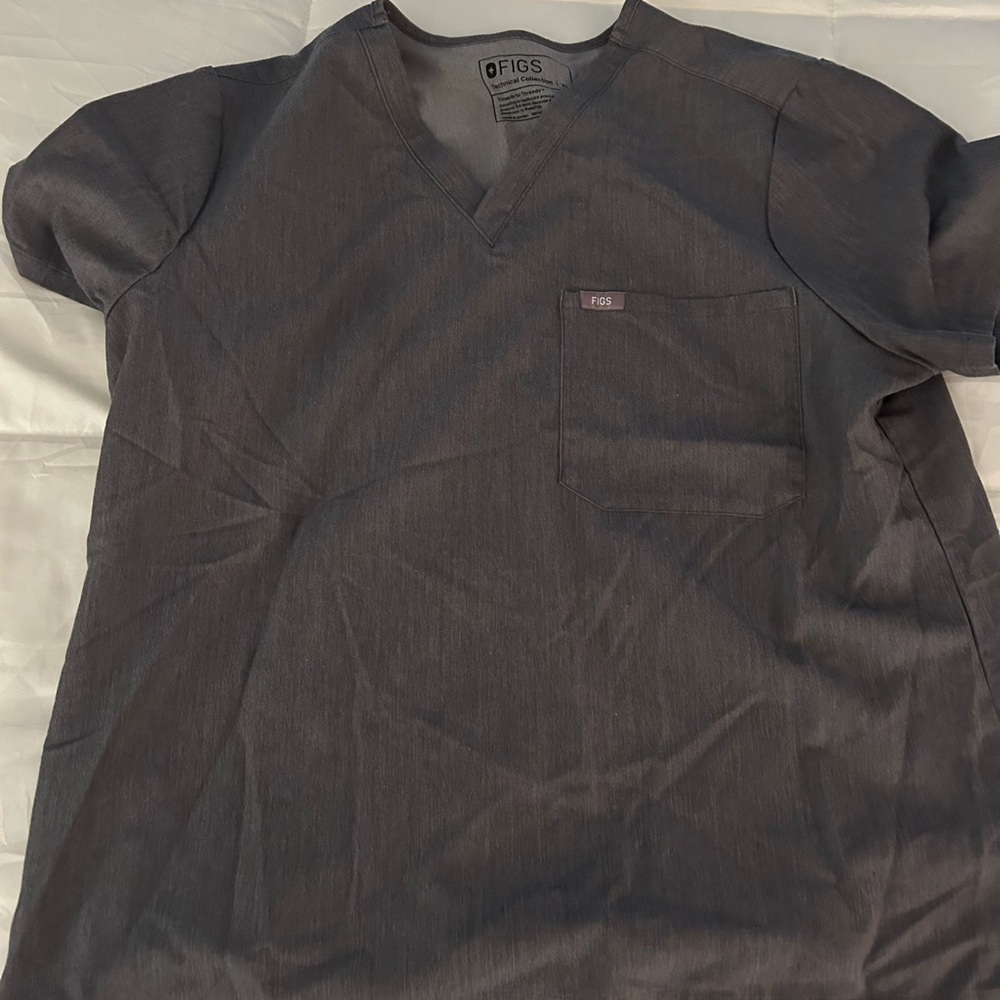 FIGS women’s petite scrubs size 14.